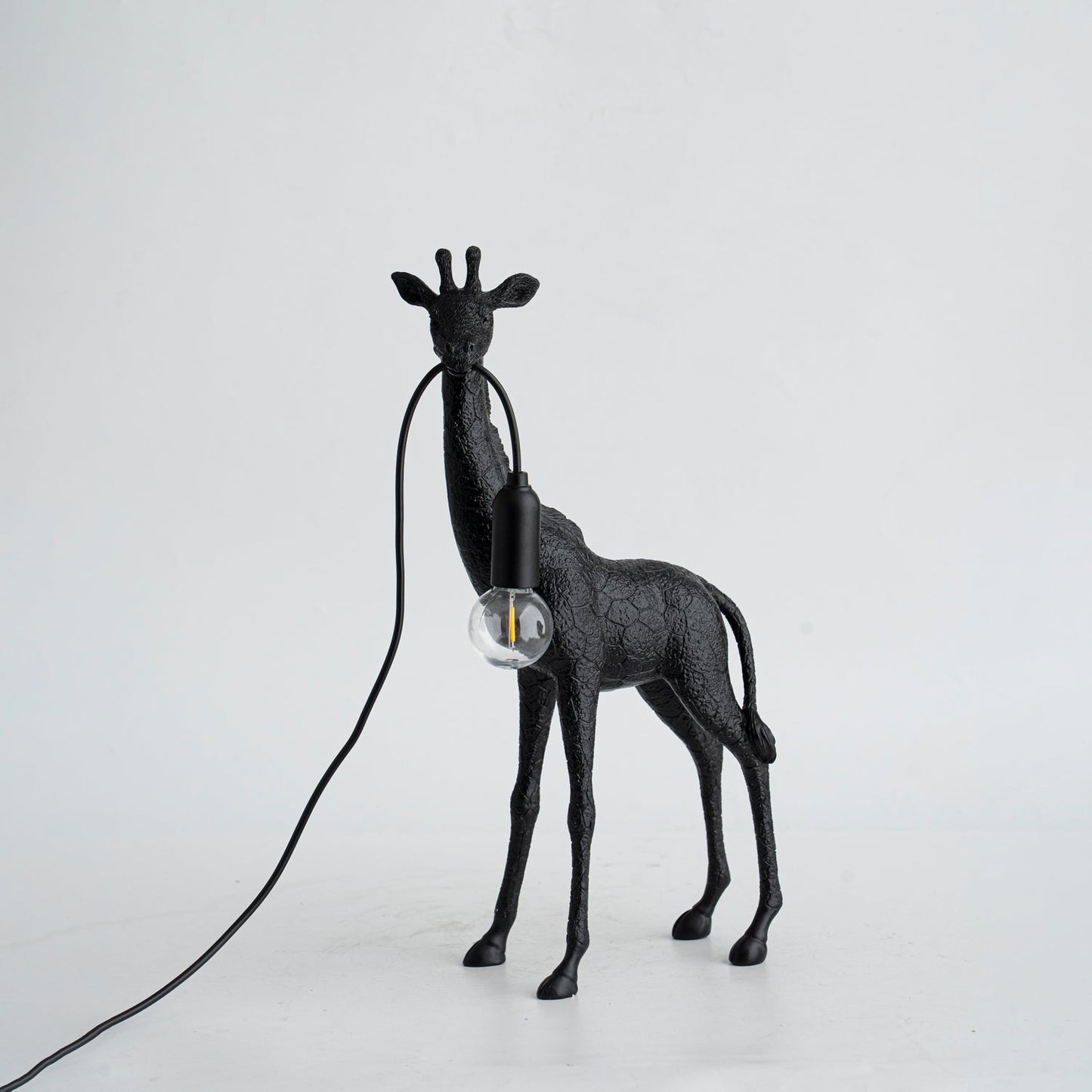 Giraffe Royale Sculpture Floor Lamp