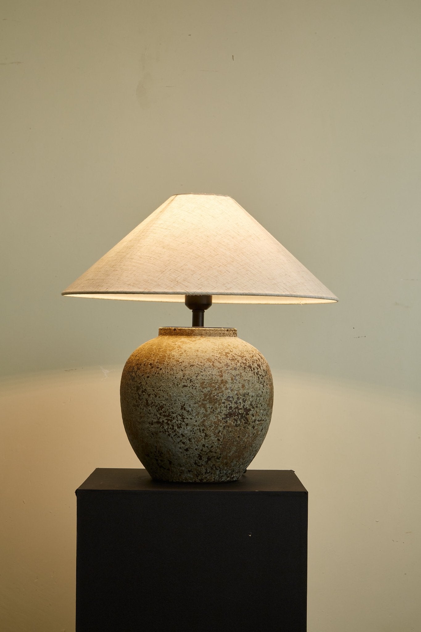 Terra Vessel Table Lamp