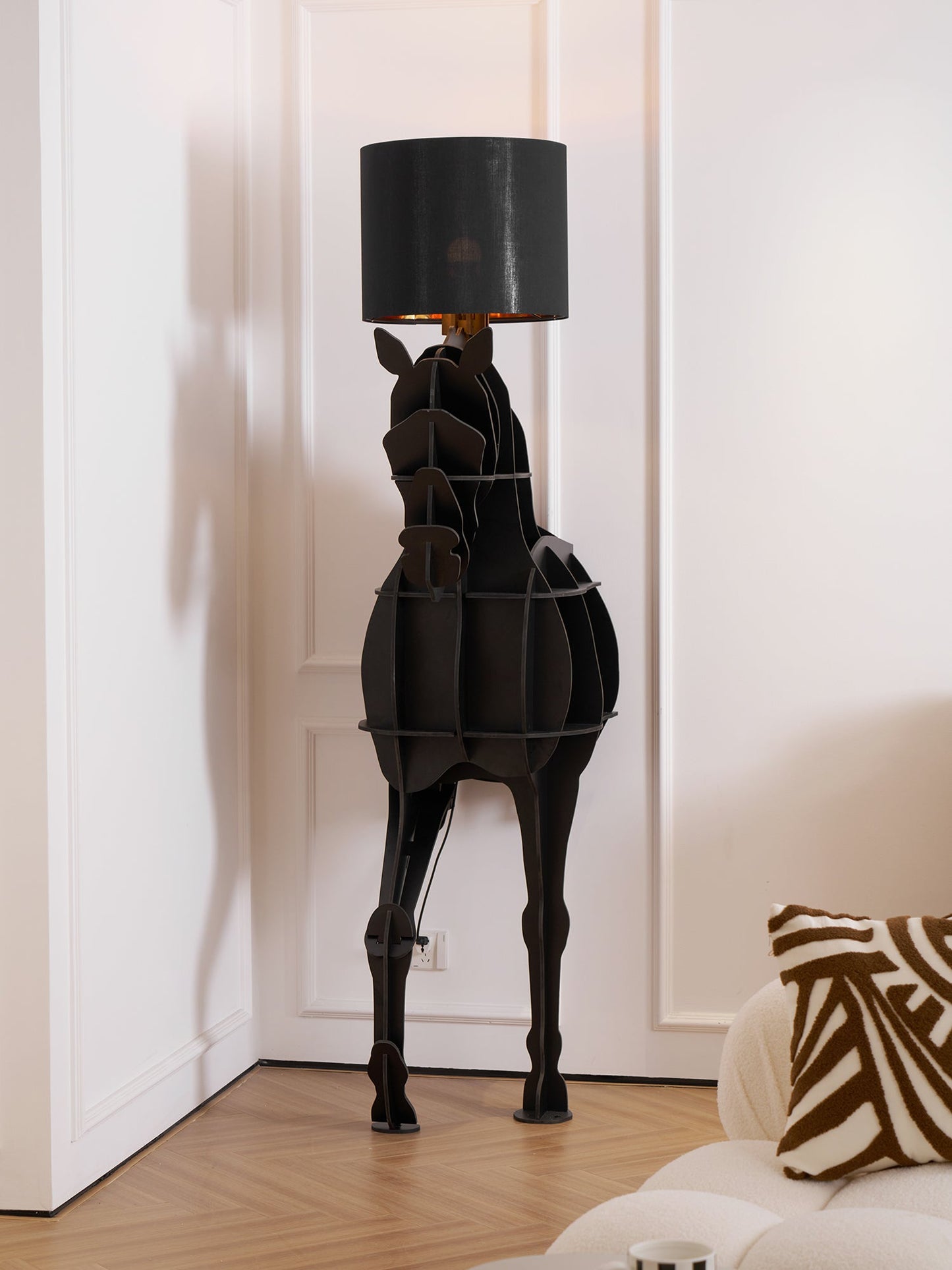 Tete Horse Floor Lamp