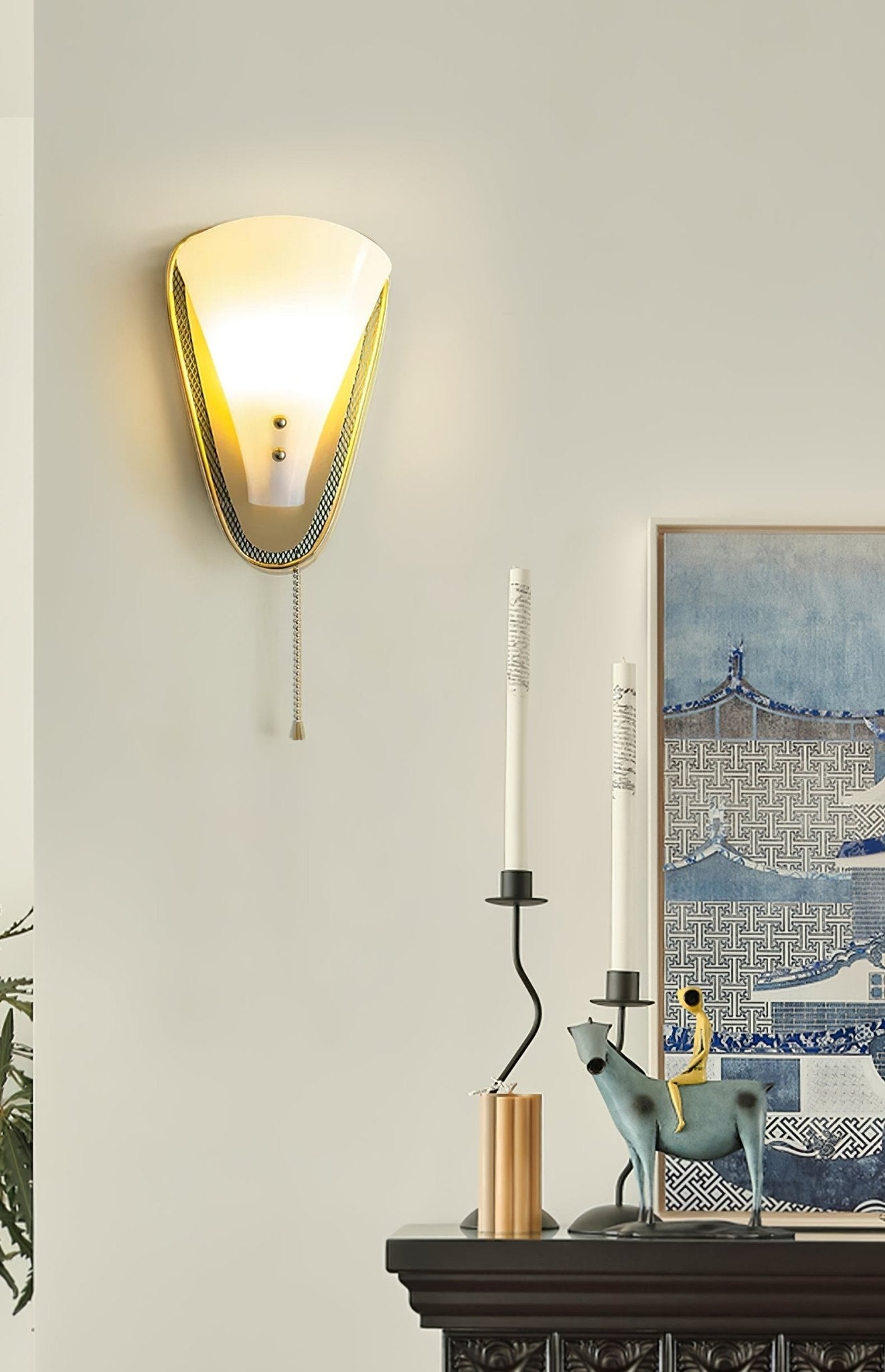 Triangular Wall Lamp