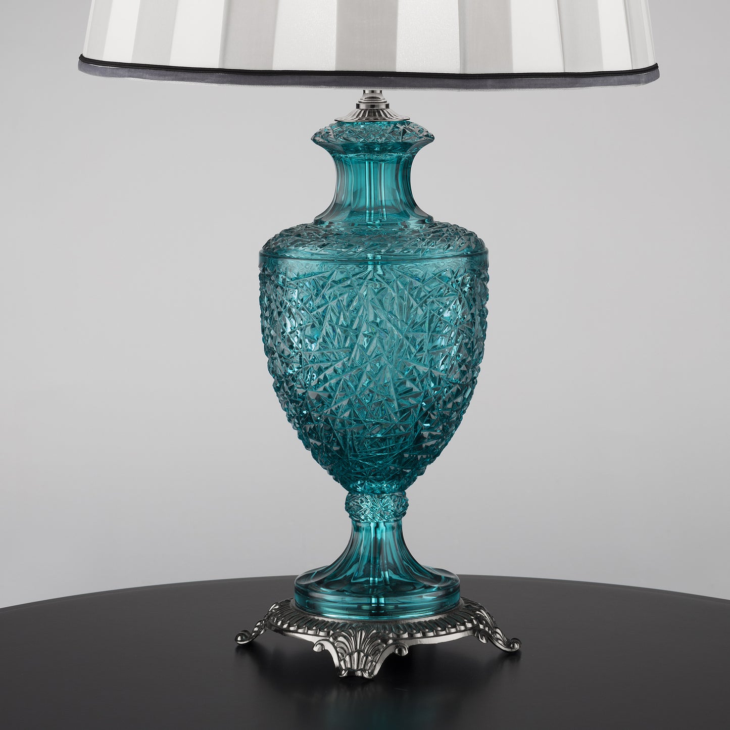 Classic Style Faceted Turquoise Crystal Table Lamp