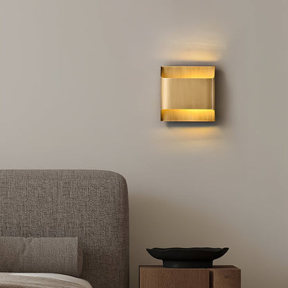 Leclerc Brass Wall Lamp