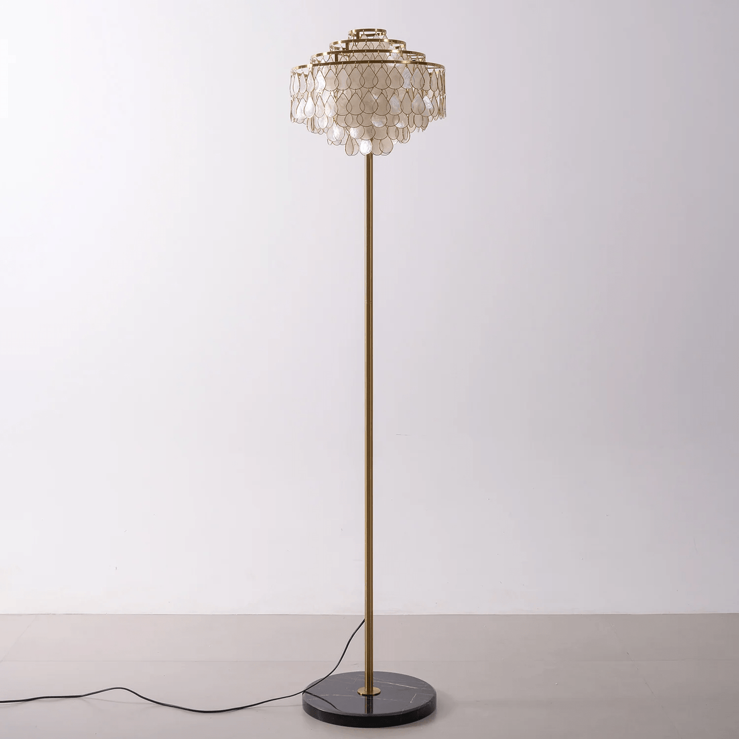Shells Floor Lamp