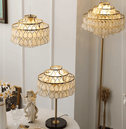 Teardrops Shell Table Lamp