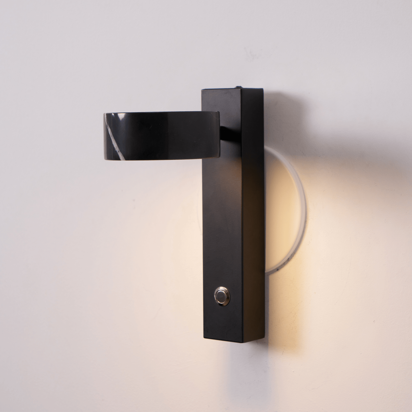 Traviso Solo Wall Sconce