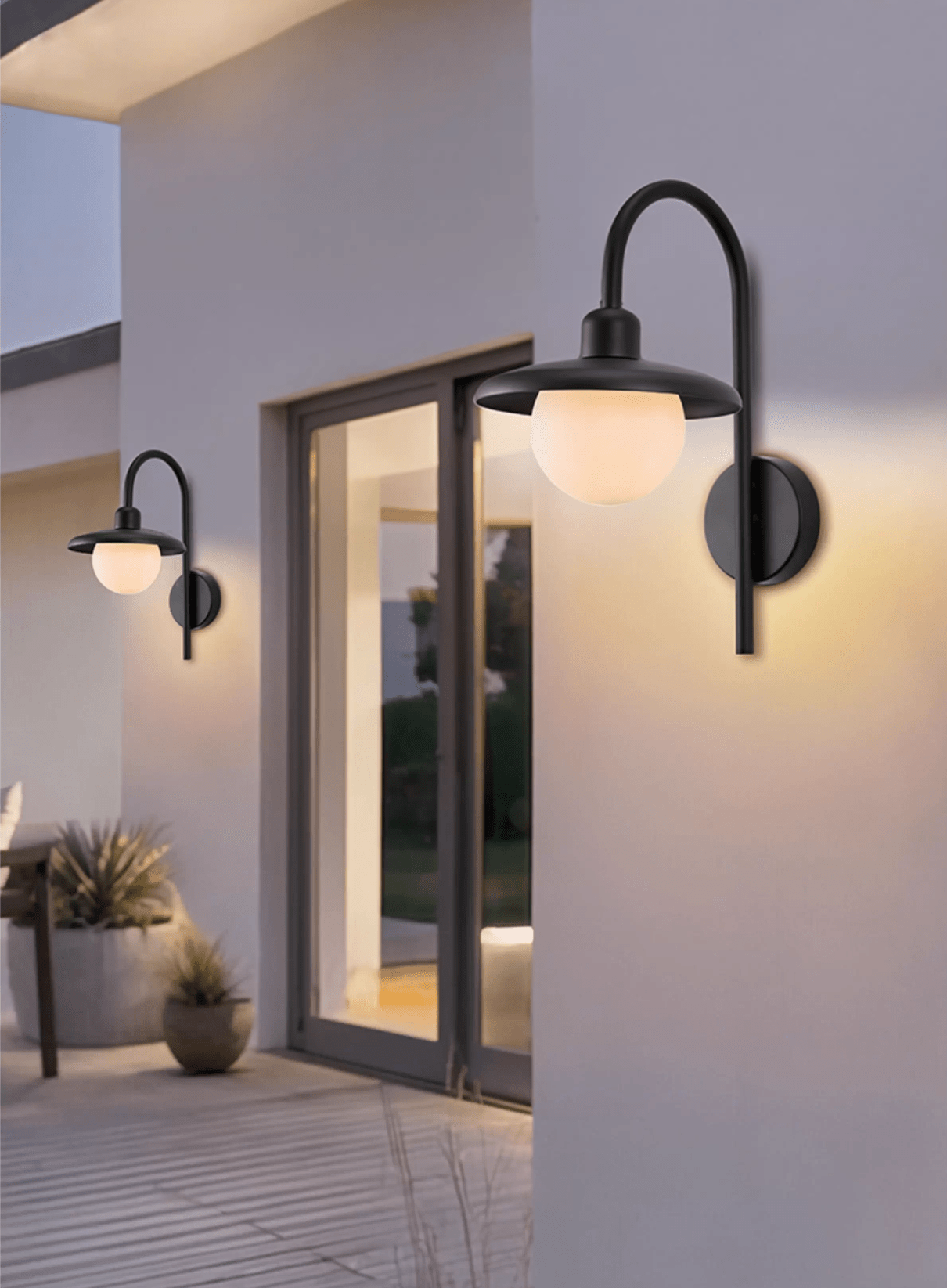 Luminara Outdoor Wall Light