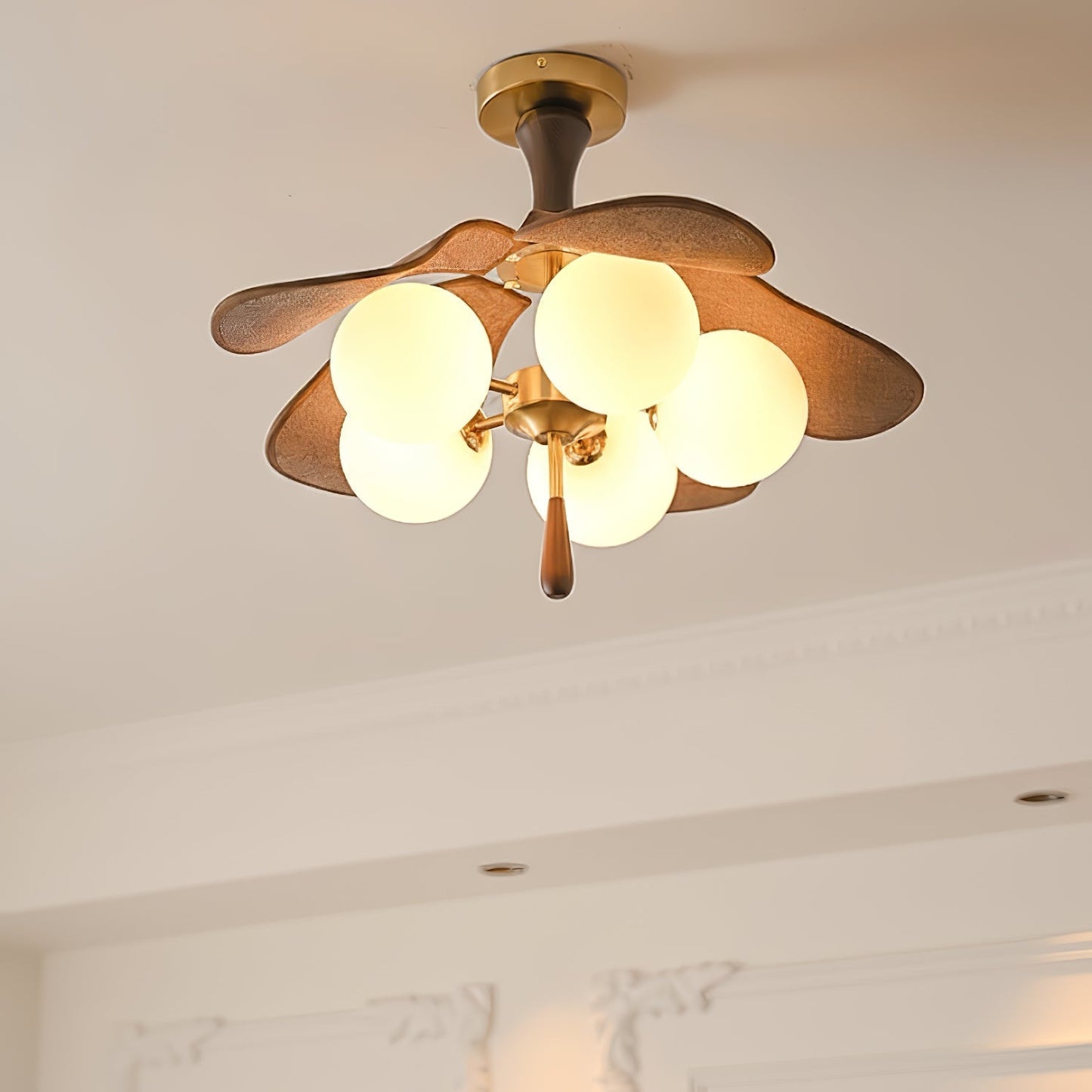 Solyntha Ceiling Light