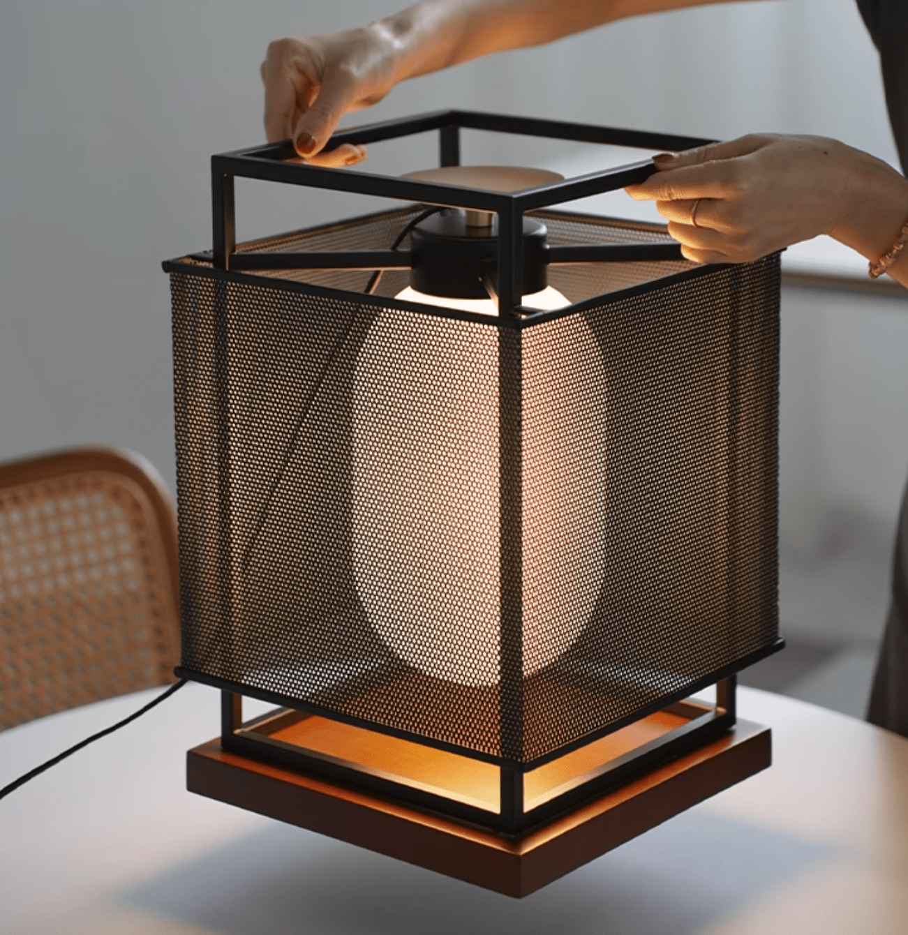 Maelis Table Lamp