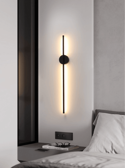 Linearo Rechargeable Wall Lamp