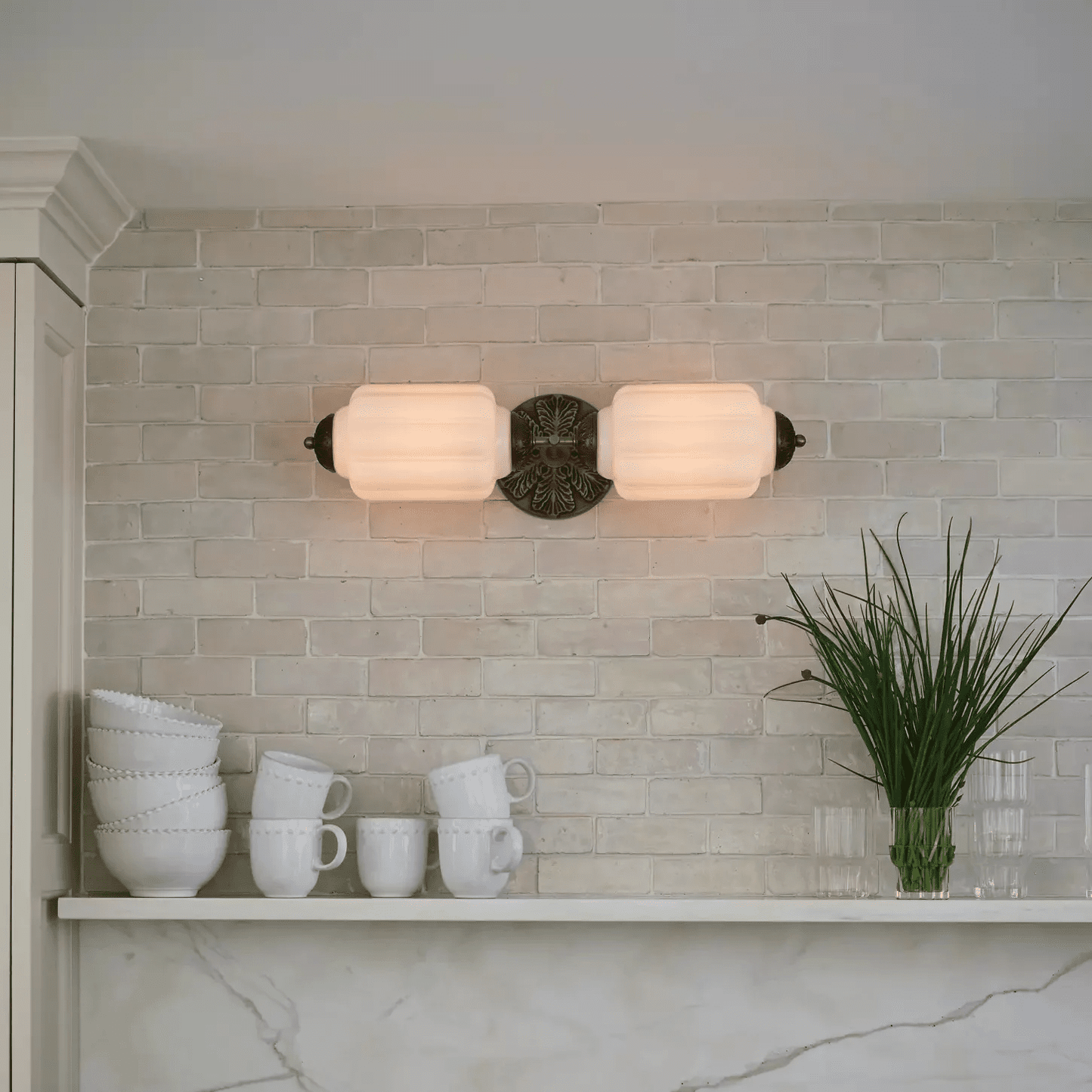 Elliot Glass Wall Sconce