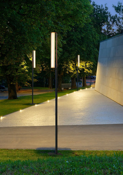 Lumo Arc Outdoor Post Lamp