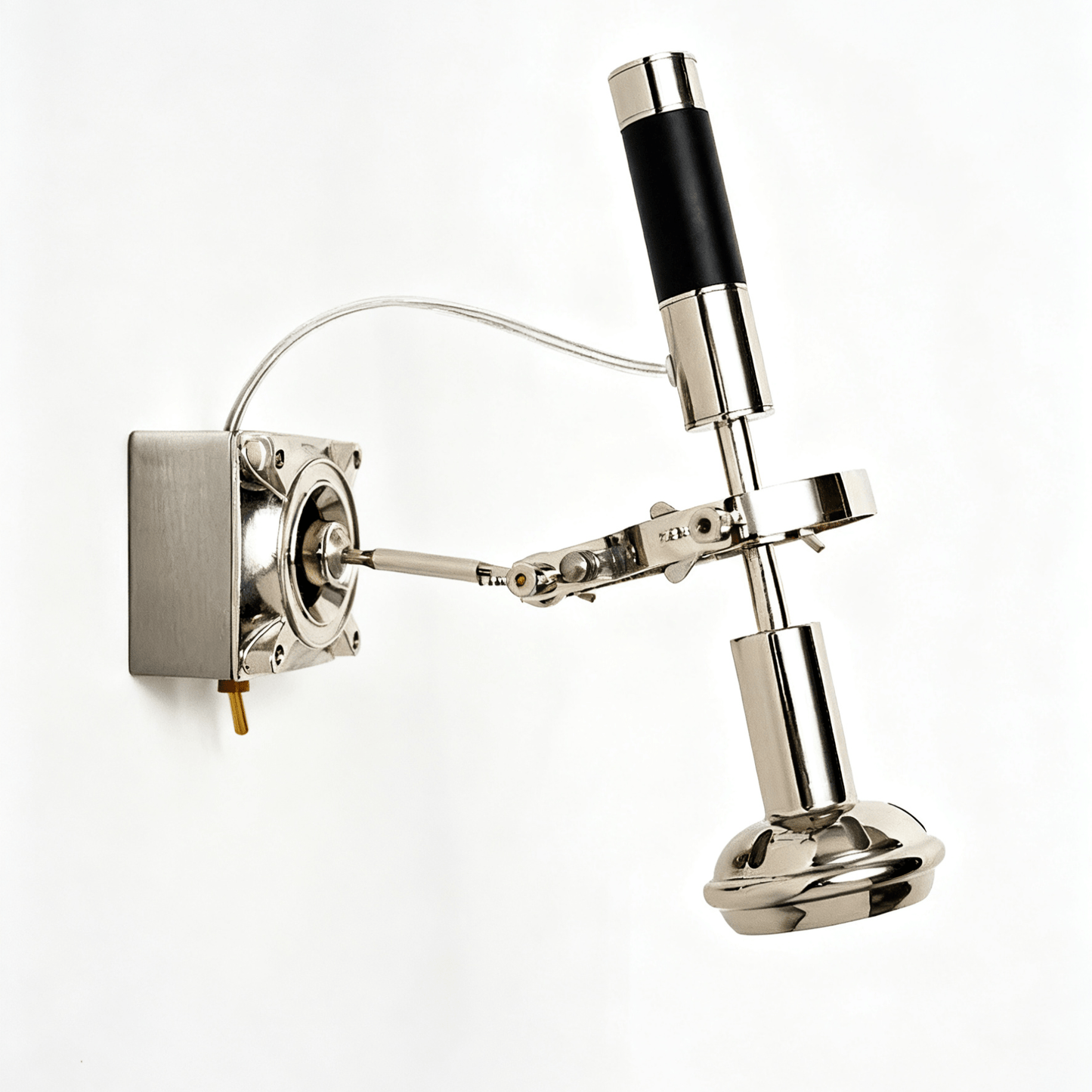 Urban Edge Wall Lamp