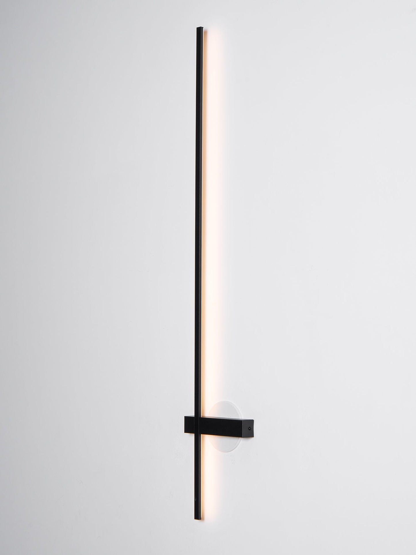 Adeline Linear Rechargeable Sconce