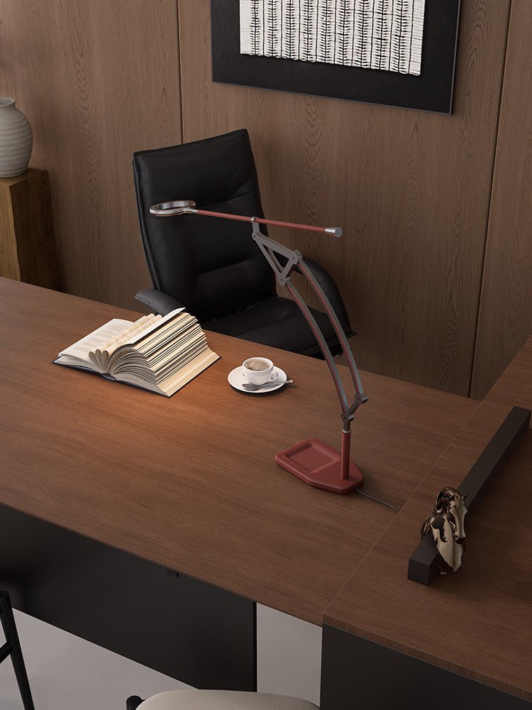Adjustable Articulated Task Lamp