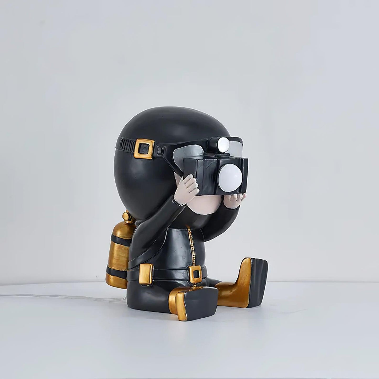 Adventurer Resin Table Lamp