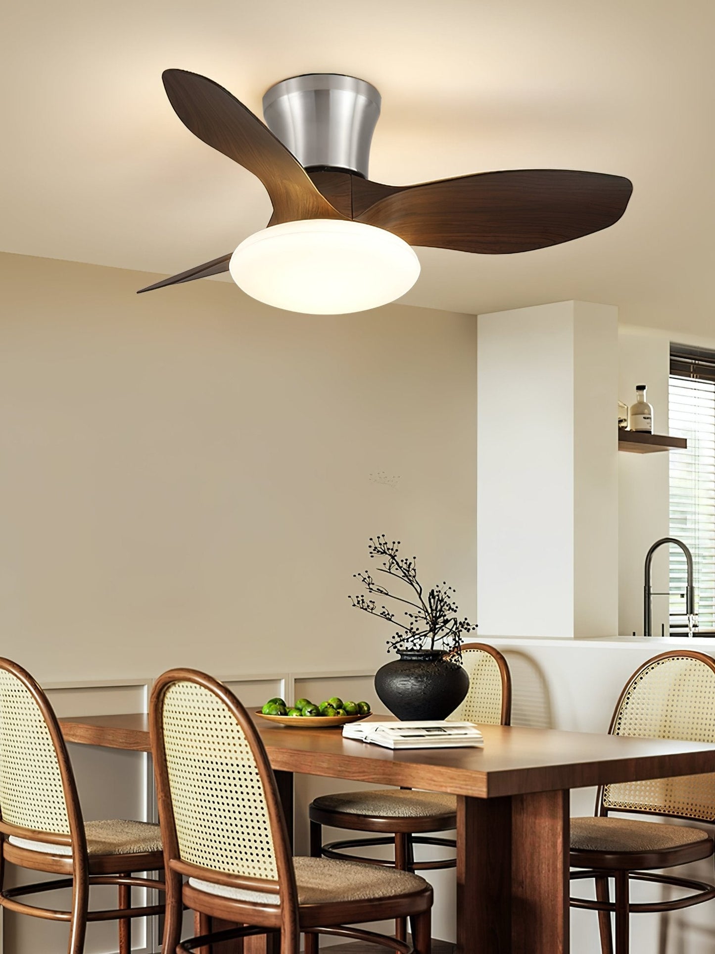Aeris Curve Ceiling Fan Light