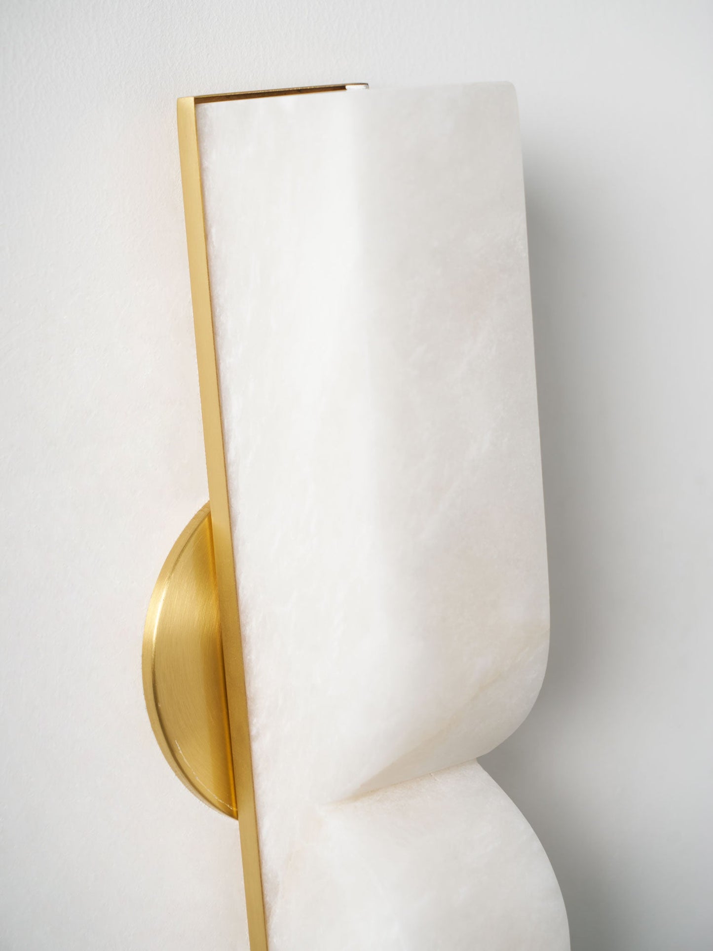 Alabaster Essence Plug-in Wall Sconce
