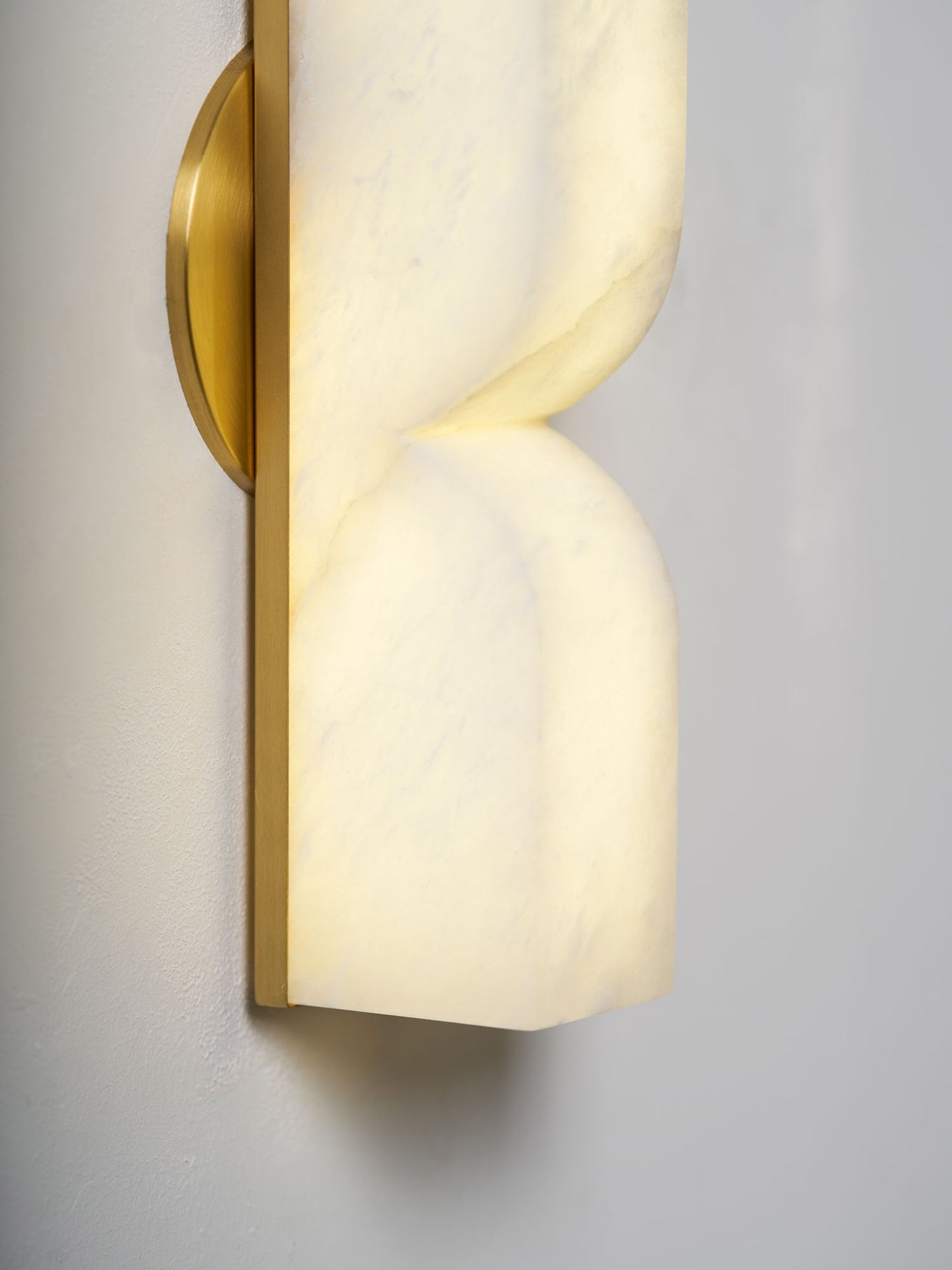 Alabaster Essence Plug-in Wall Sconce