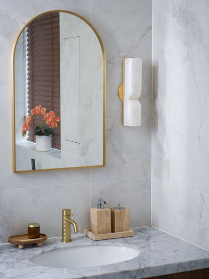 Alabaster Essence Plug-in Wall Sconce