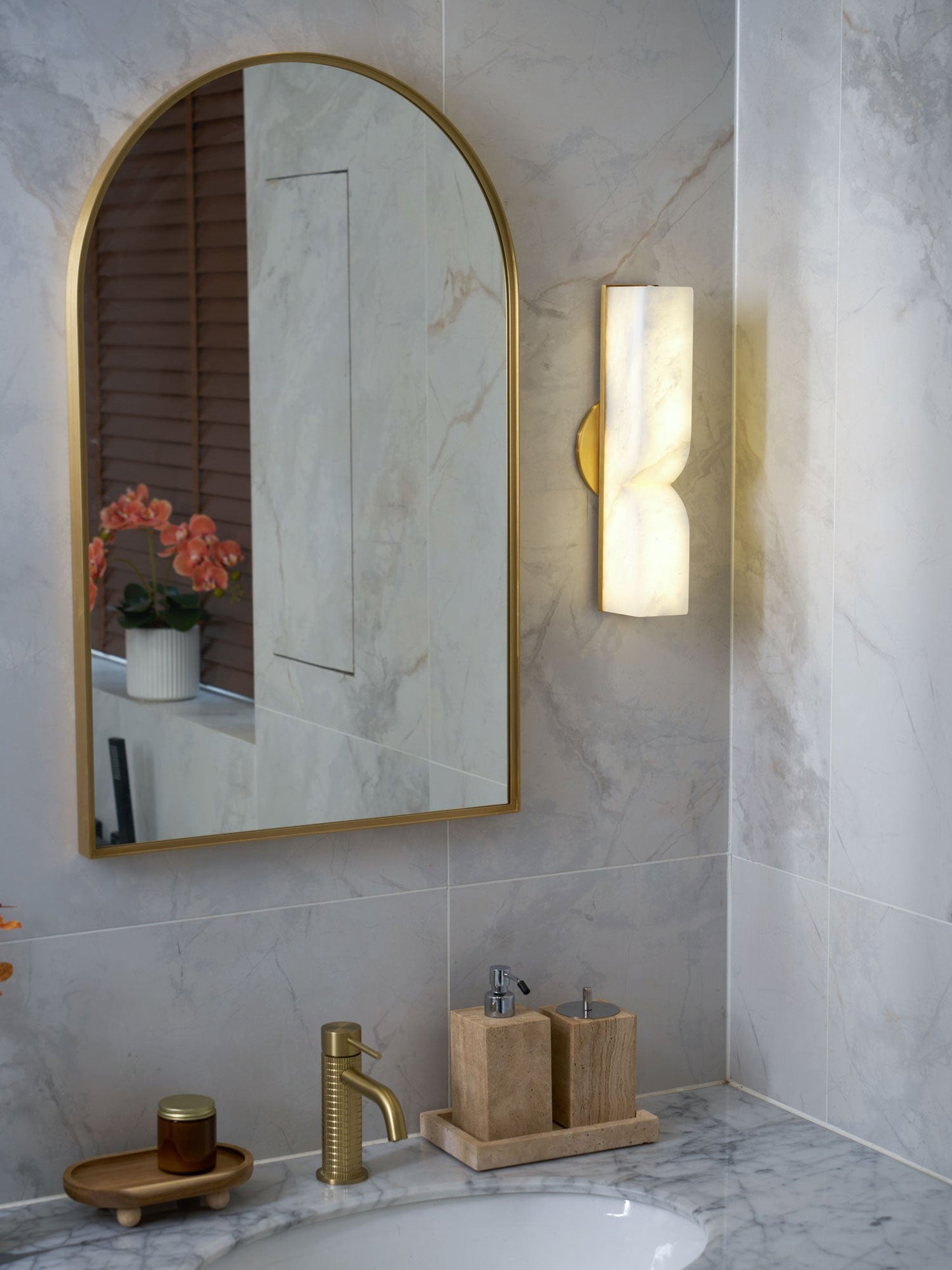 Alabaster Essence Plug-in Wall Sconce
