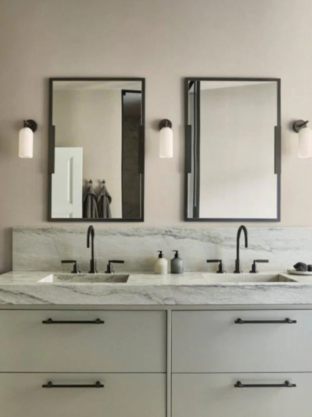 Alabaster Pillar Alabaster Wall Sconce