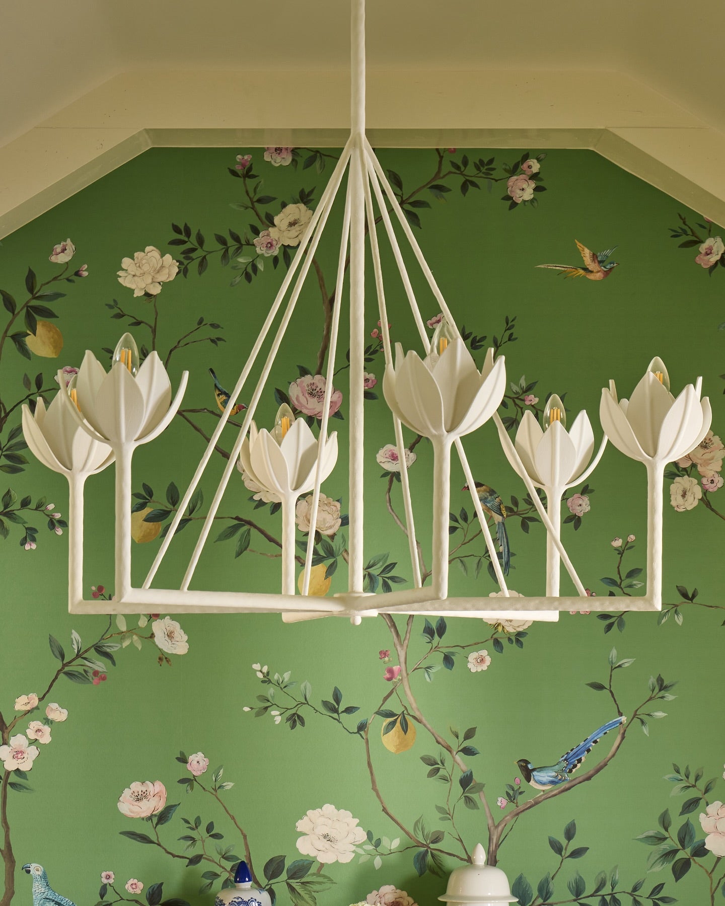 Alberto Lotus Bloom Chandelier