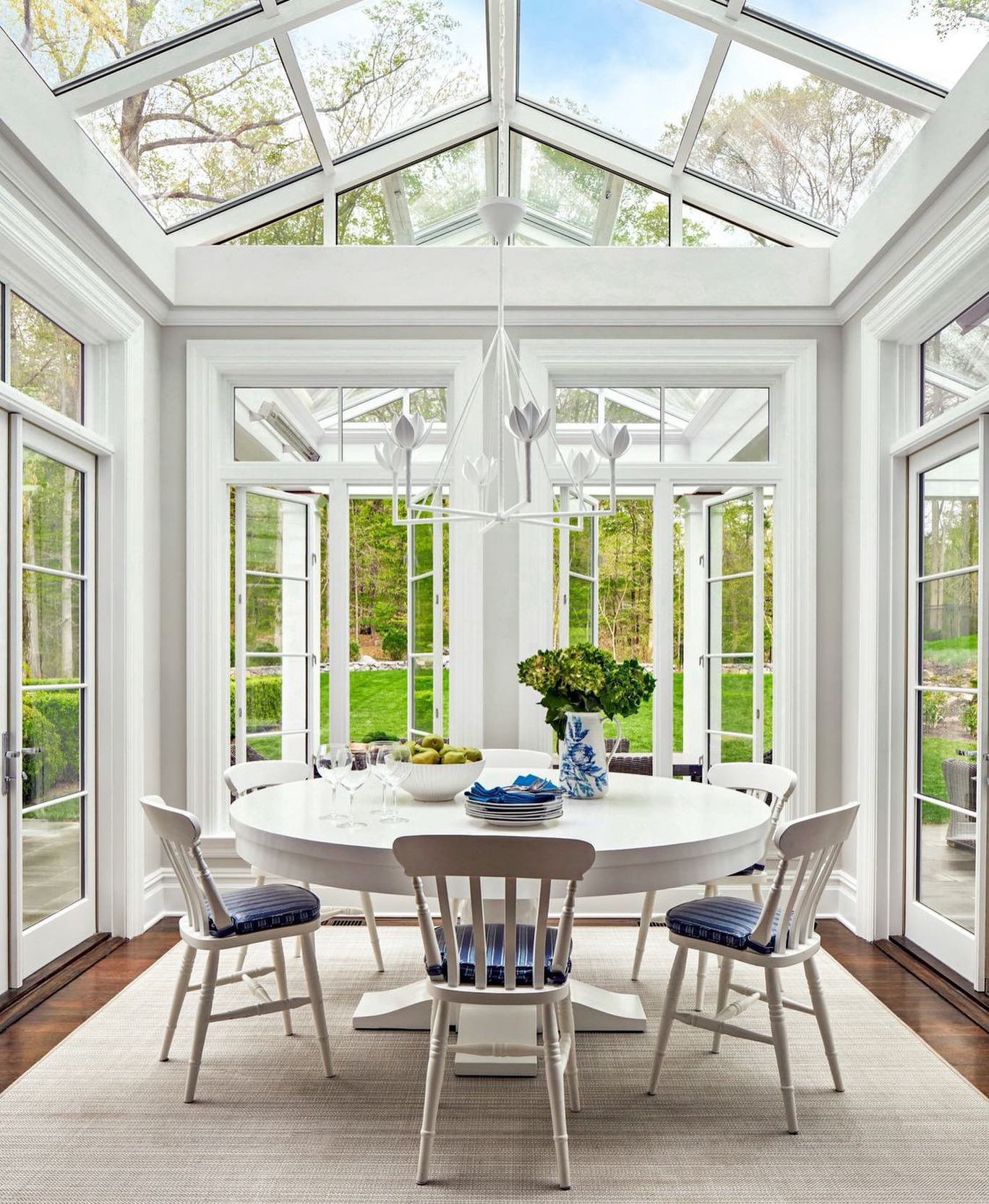 Alberto Lotus Bloom Chandelier