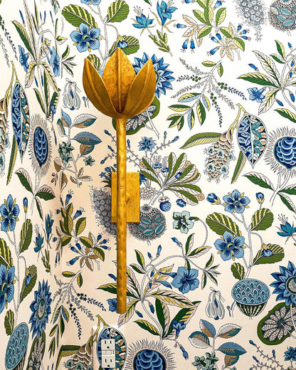 Alberto Lotus Bloom Wall Lamp