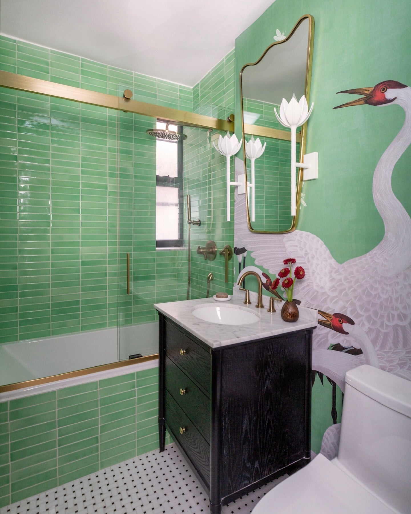 Alberto Lotus Bloom Wall Lamp