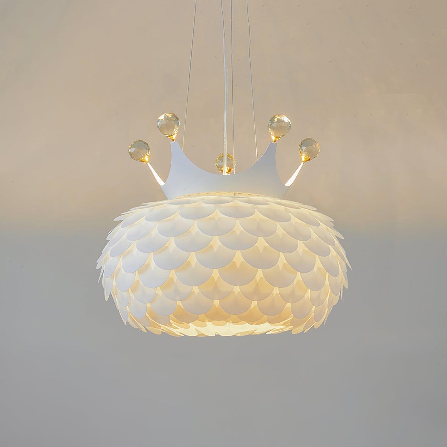 Aluvia Crown Pendant Lamp