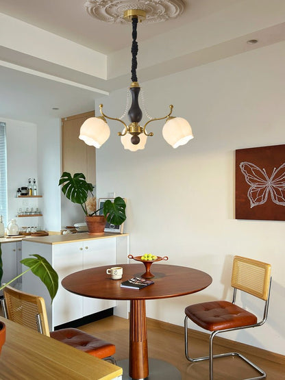 Antonia Chandelier