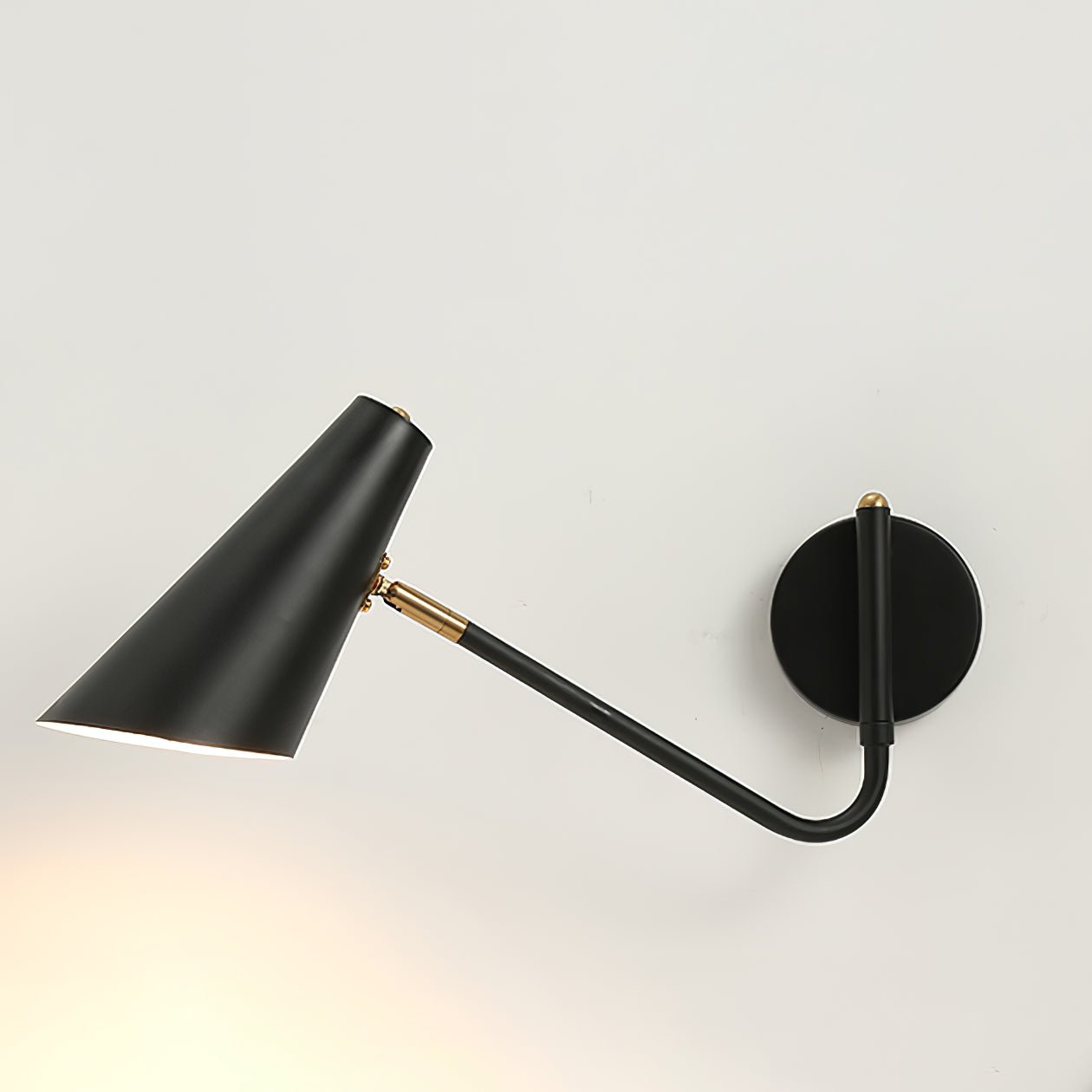 Apex Wall Sconce