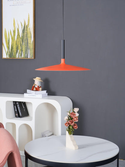 Aplomb Metal Pendant Lamp