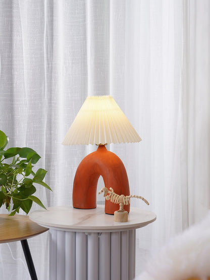 Arched Pleated Table Lamp