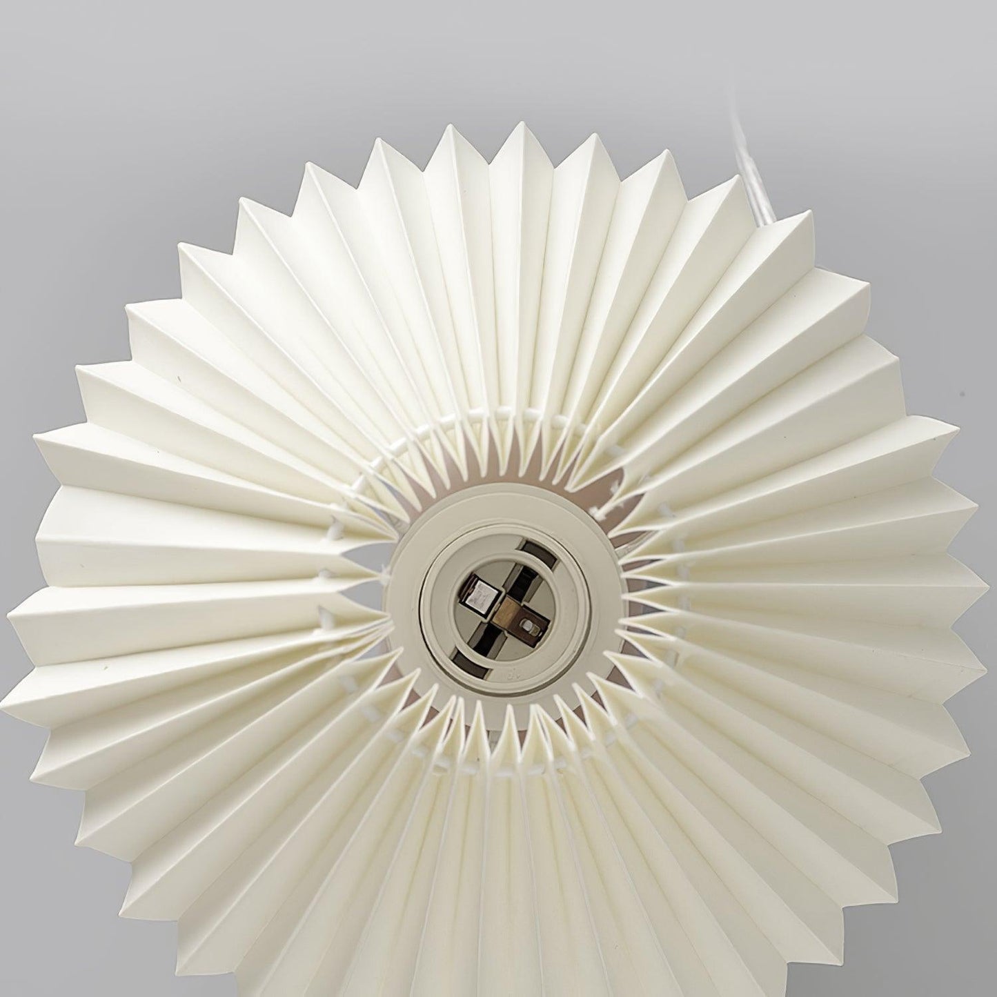 Arched Pleated Table Lamp