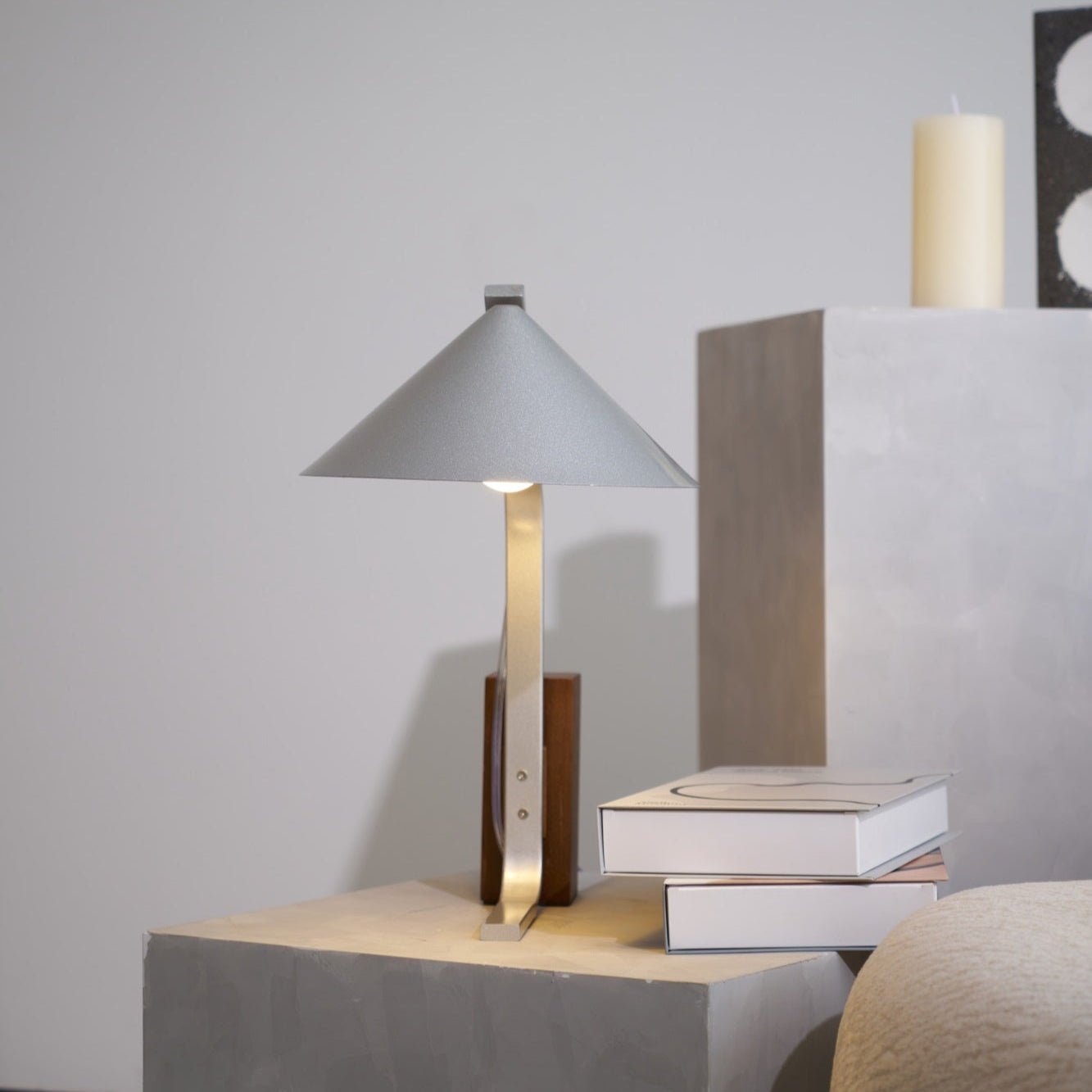 Arclune Desk Lamp