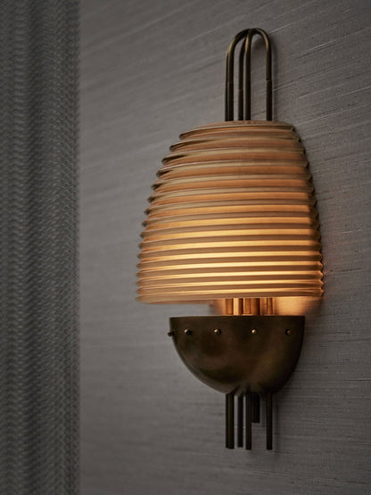 Arclune Ribbed Wall Lamp