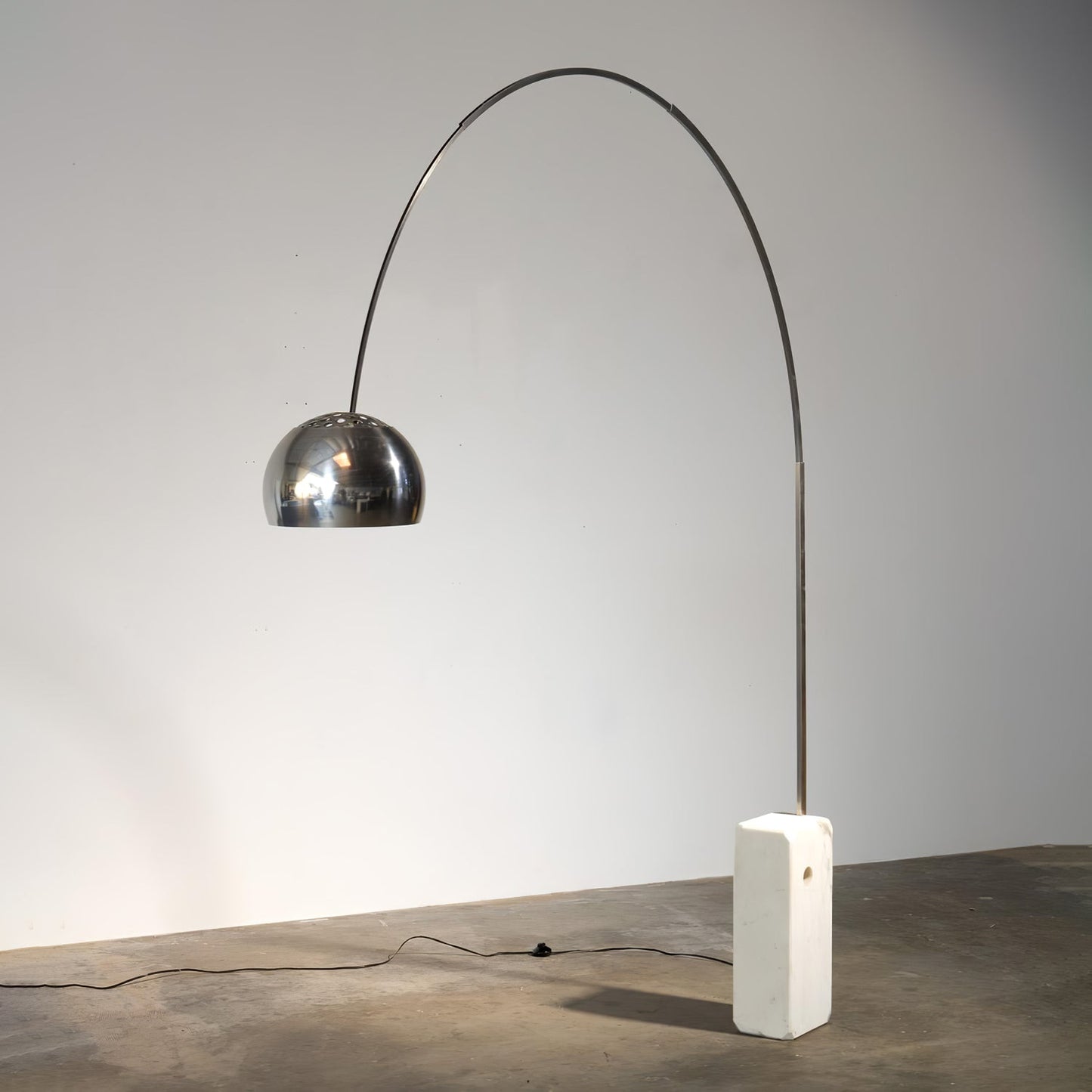 Arcadia Luxe Floor Lamp