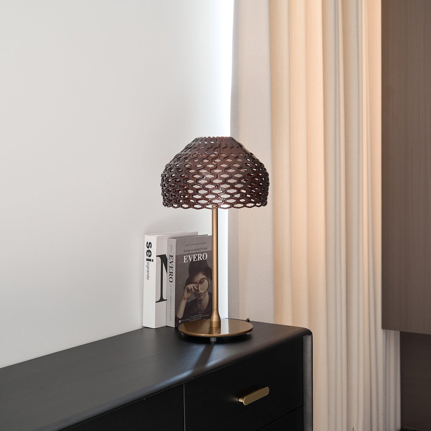 Armadillo Table Lamp