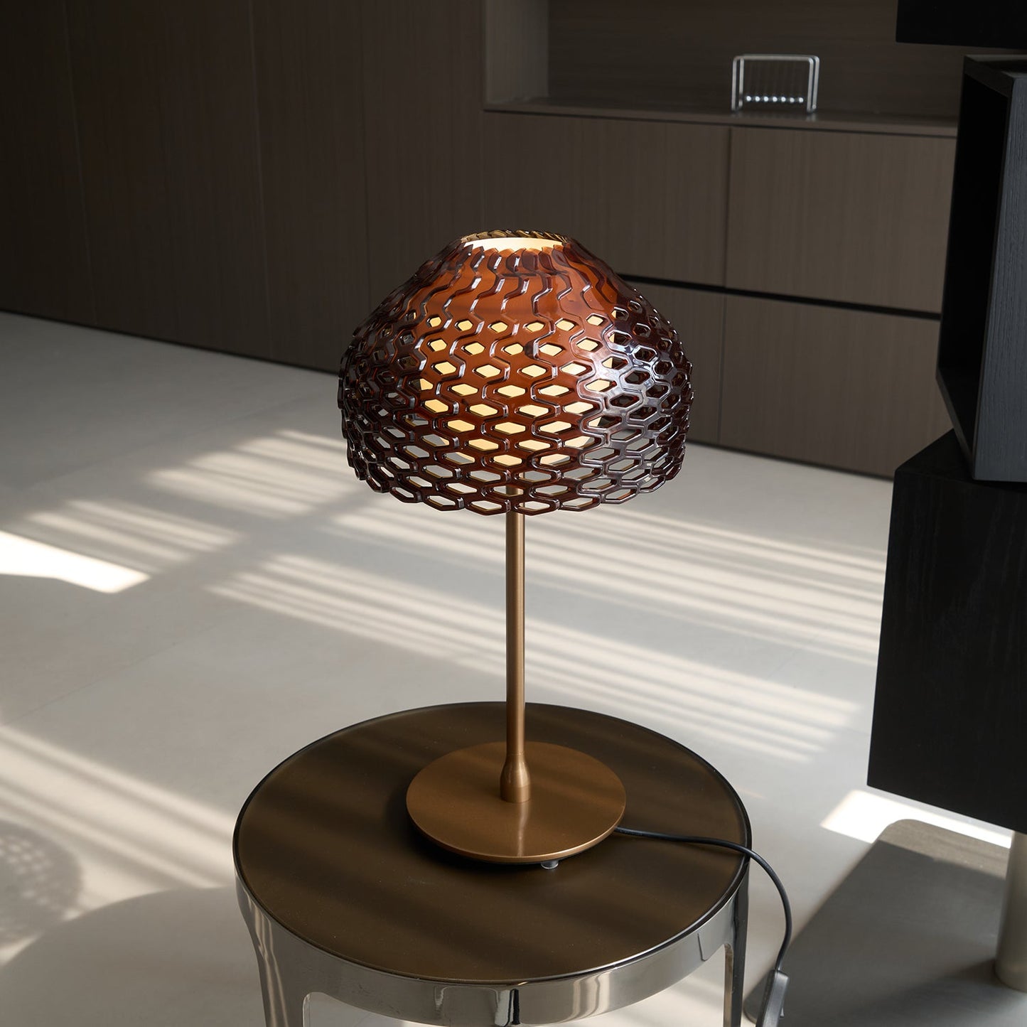 Armadillo Table Lamp