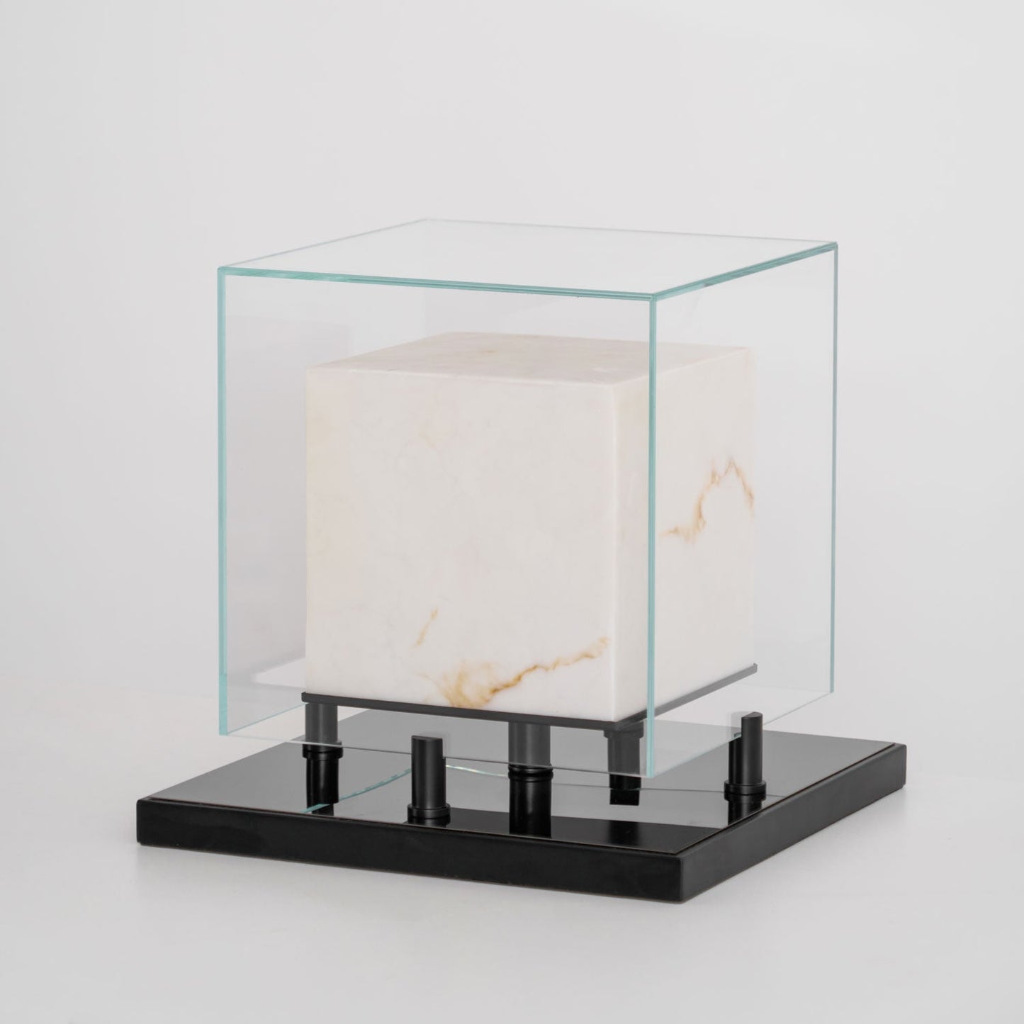 Arqra Alabaster Table Lamp