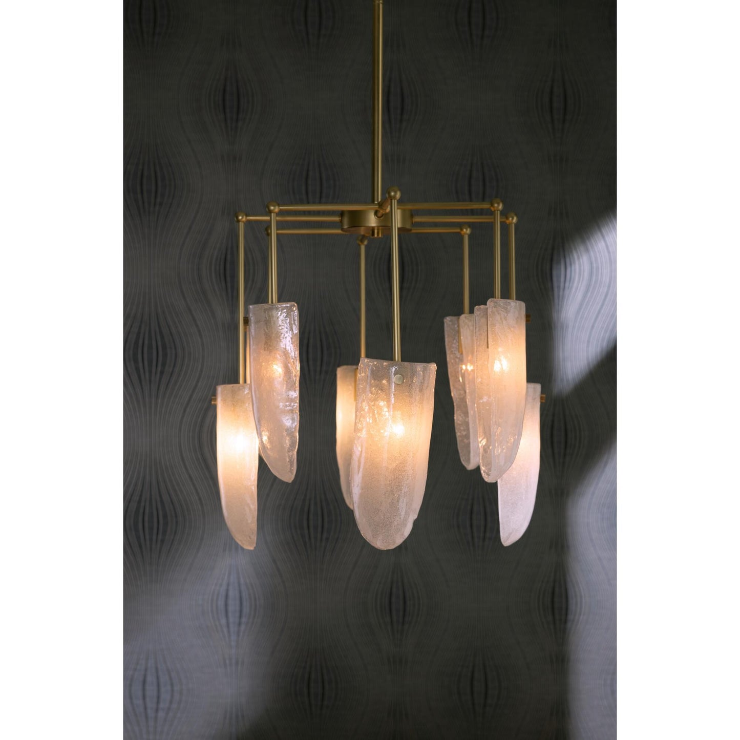 Arteriors Home Valeria 30 Inch 8 Light Chandelier Cp785948