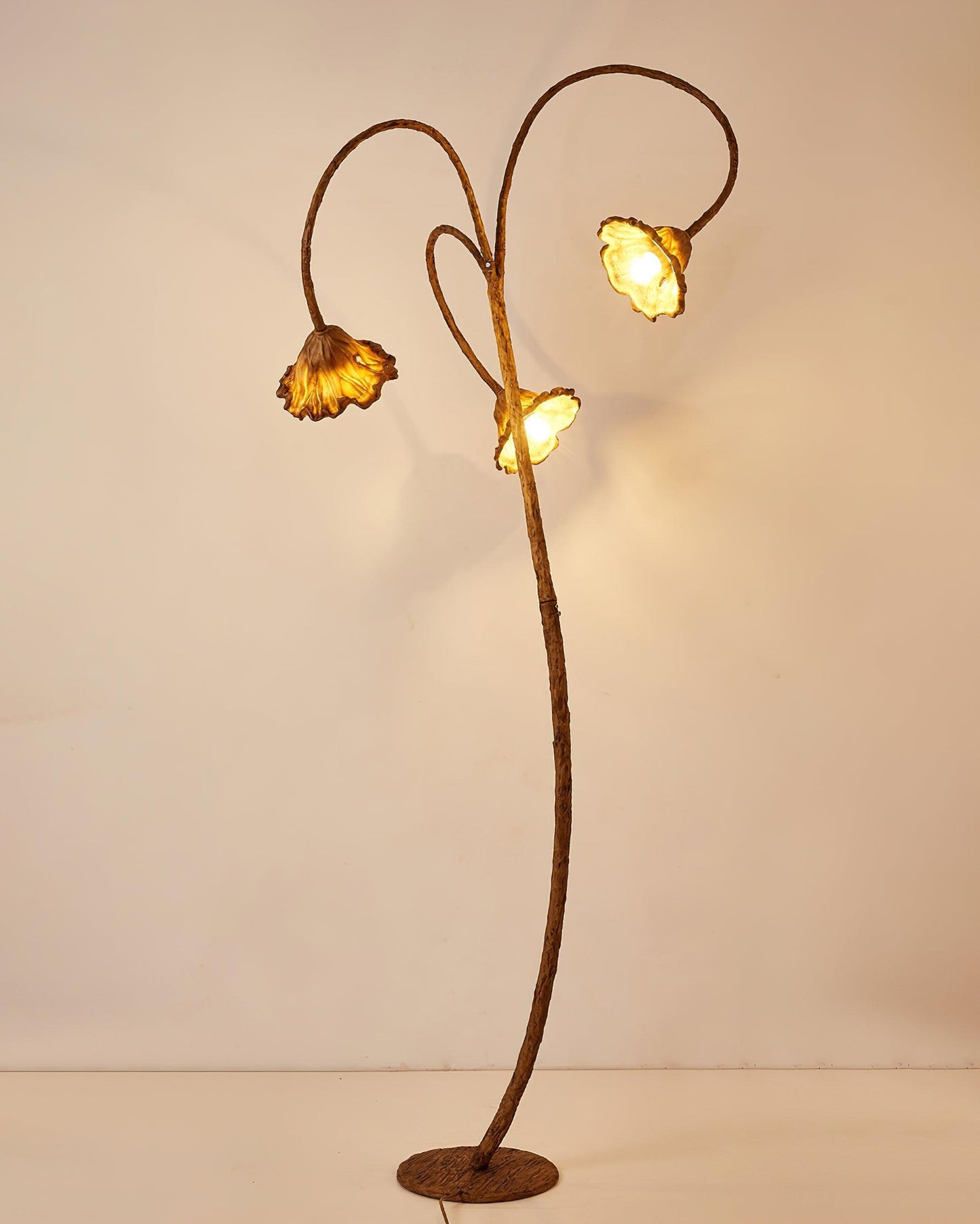 Artistic Lotus Leaf Floor Lamp