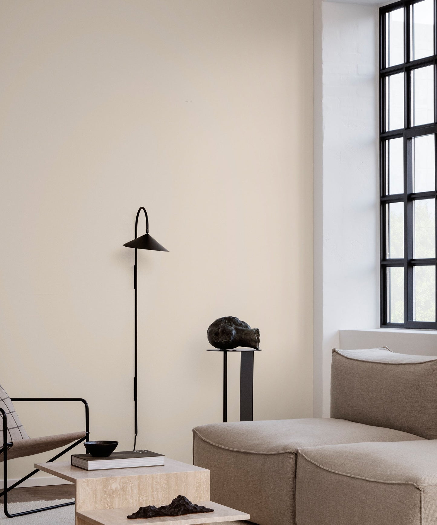 Alocasia Swivel Plug-in Wall Lamp