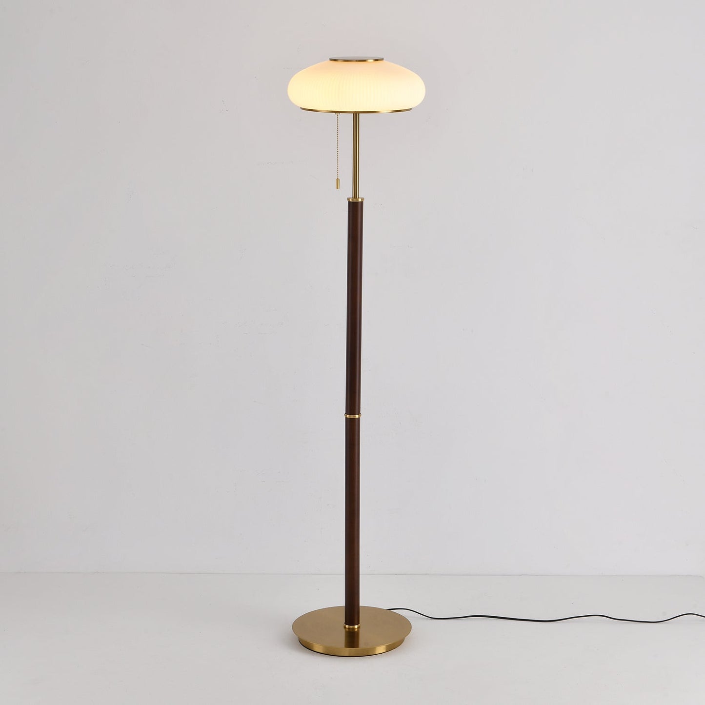 Arvia Floor Lamp