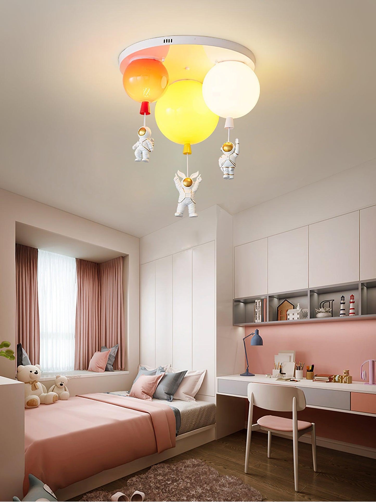 Astronaut Glossy Balloon Ceiling Lamp