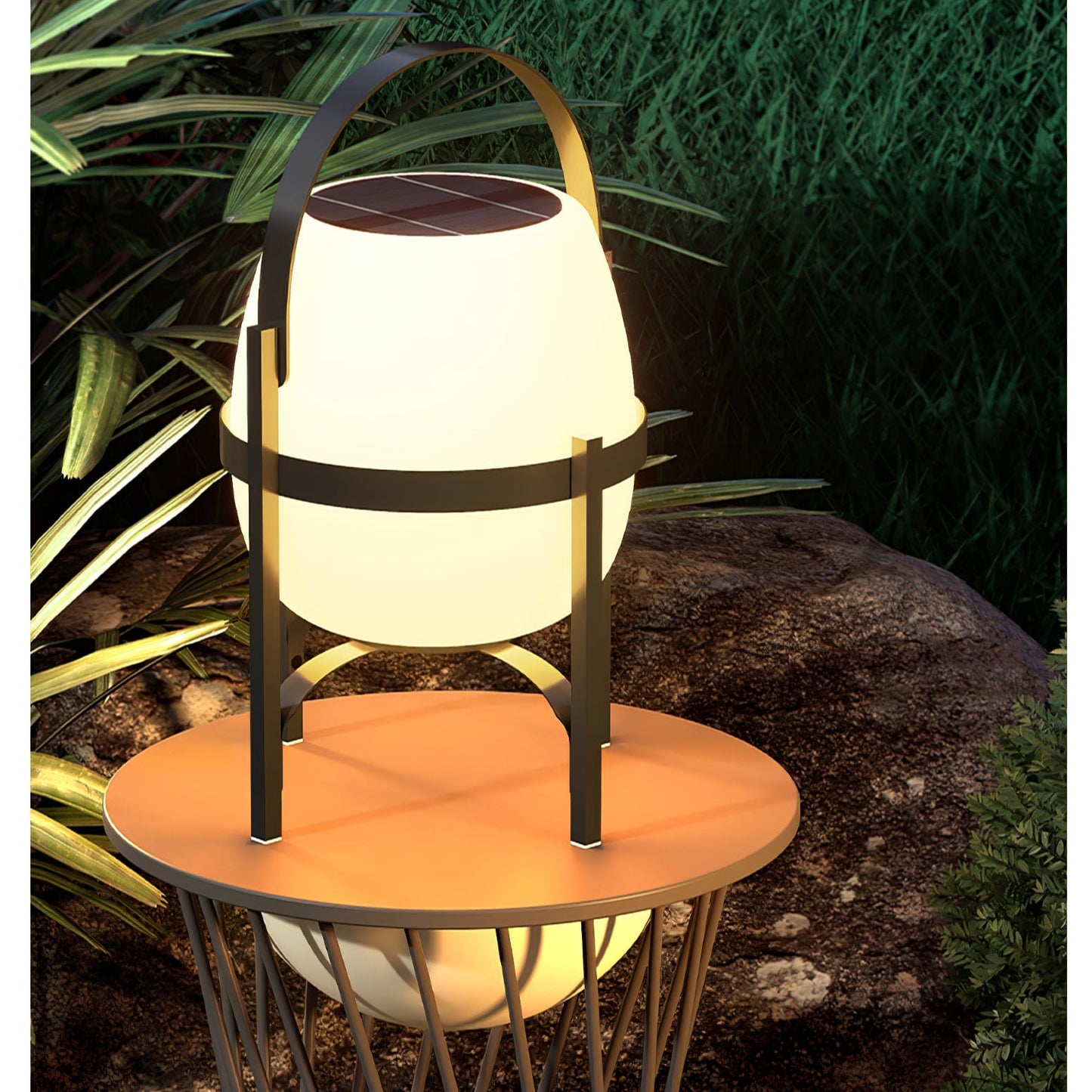 Auren Lantern Outdoor Lamp