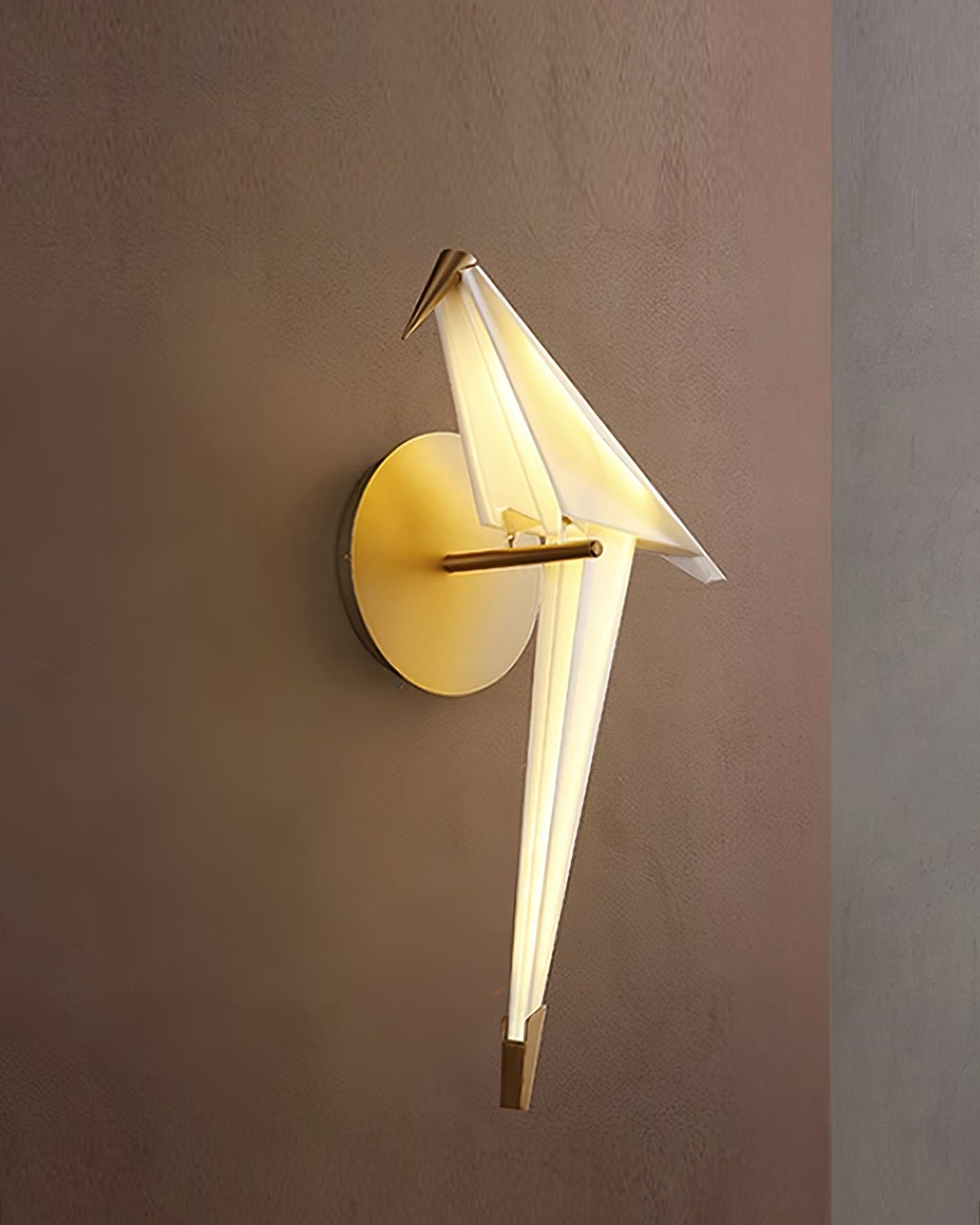 Avian Serenity Wall Lamp