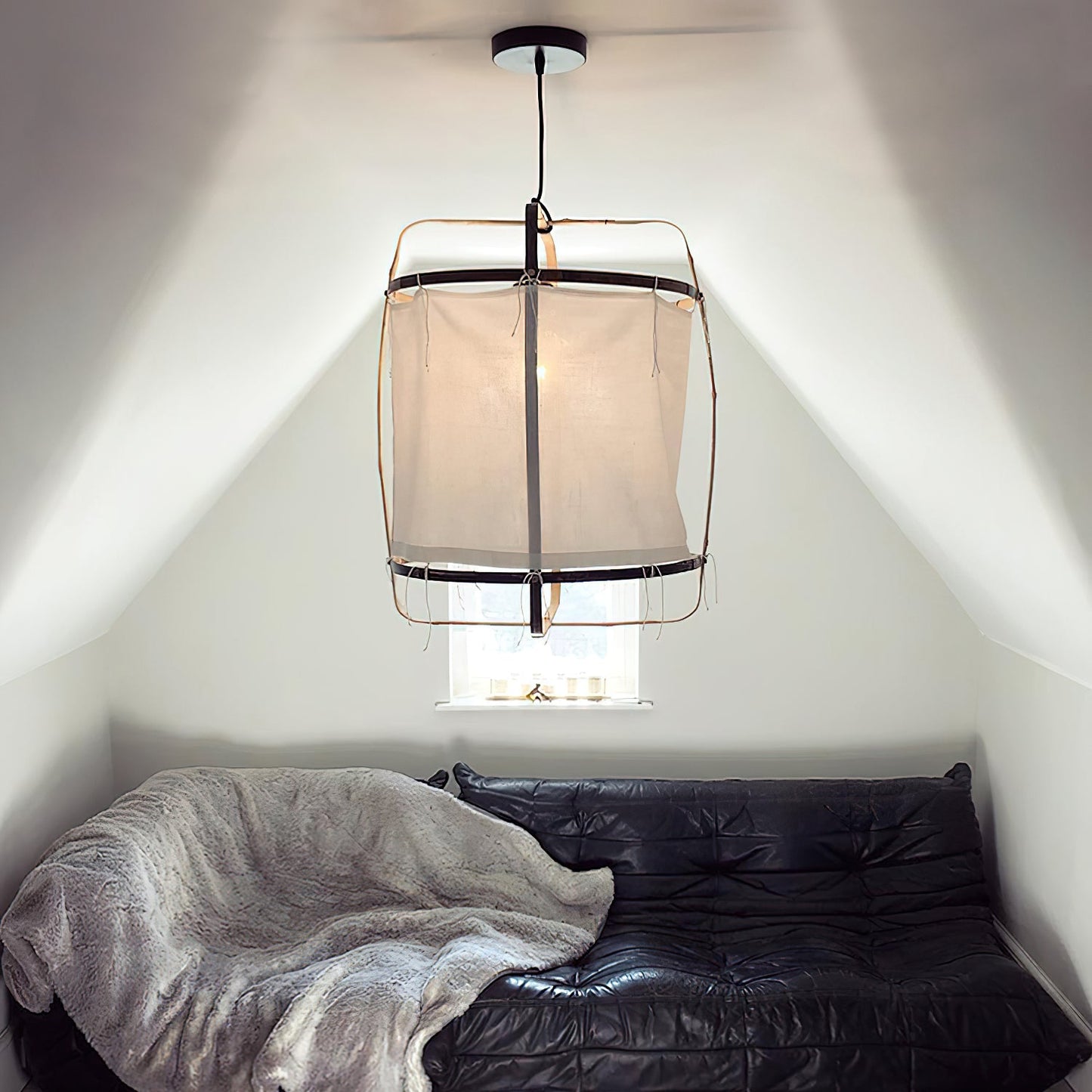 Ay illuminate Pendant Light