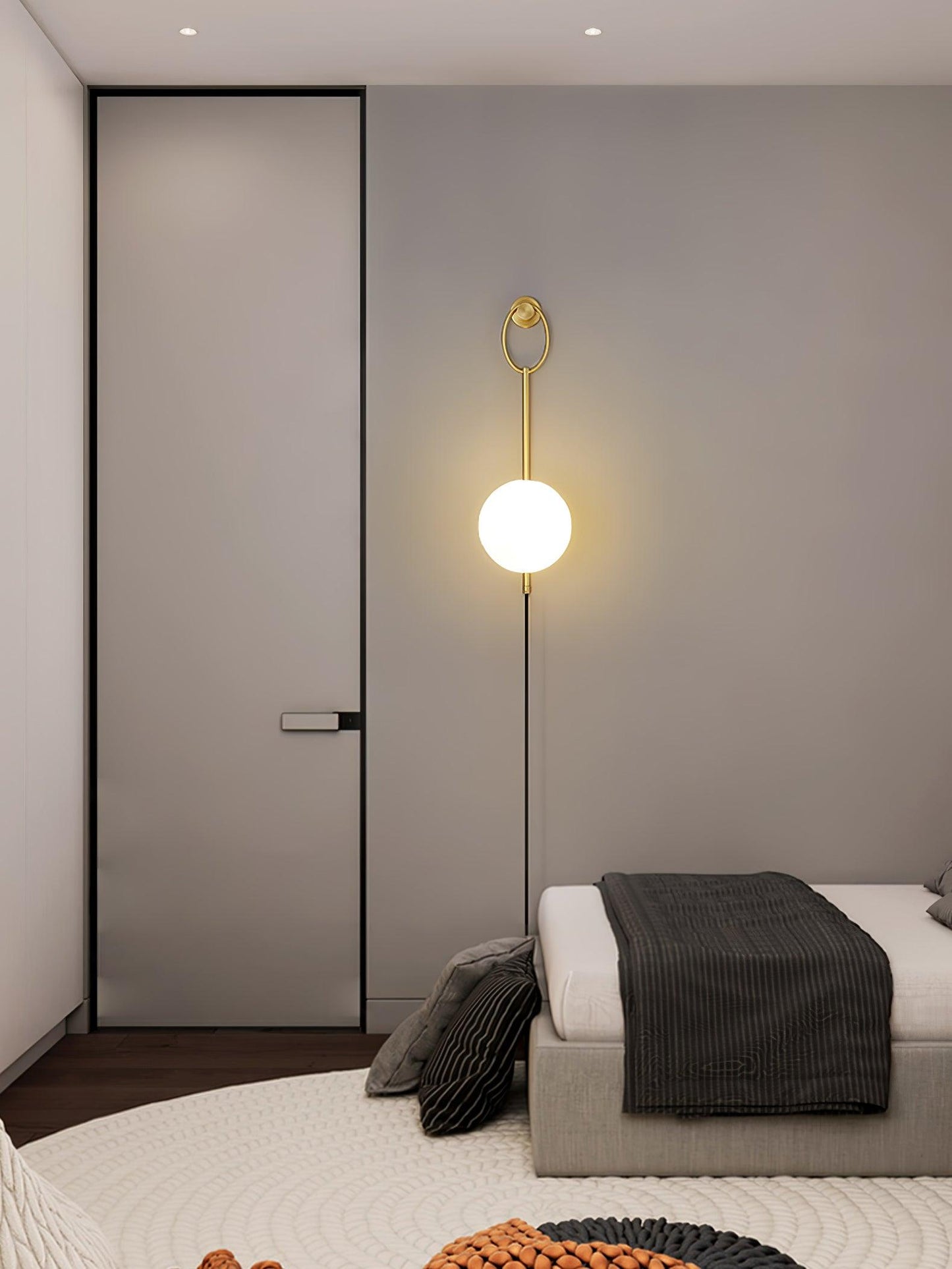 Ballon Brass Wall Lamp